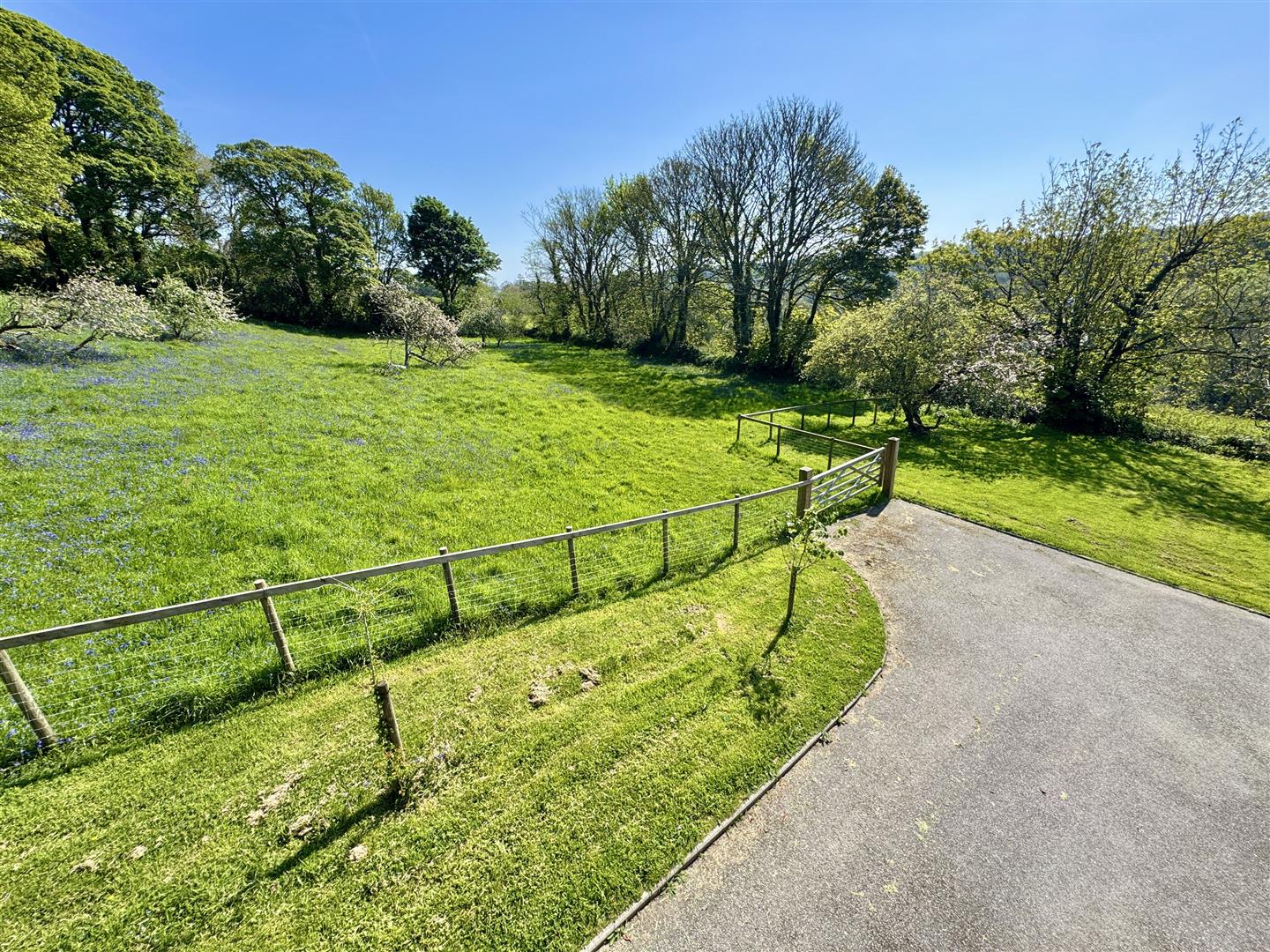 Sunny Corner, Cusgarne, Truro